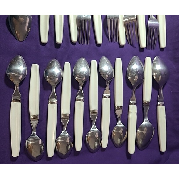 Vintage Lot of 23 Corelle Spice Of Life Flatware Spoons, Knives & Forks - Picture 7 of 8